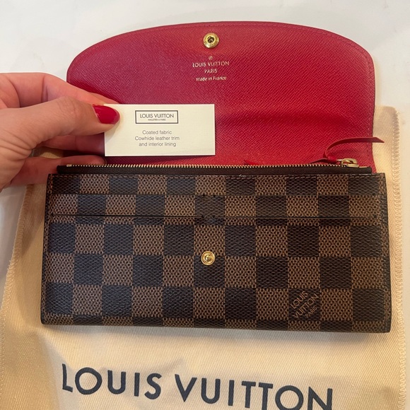 Louis Vuitton Wallet - Picture 4 of 9